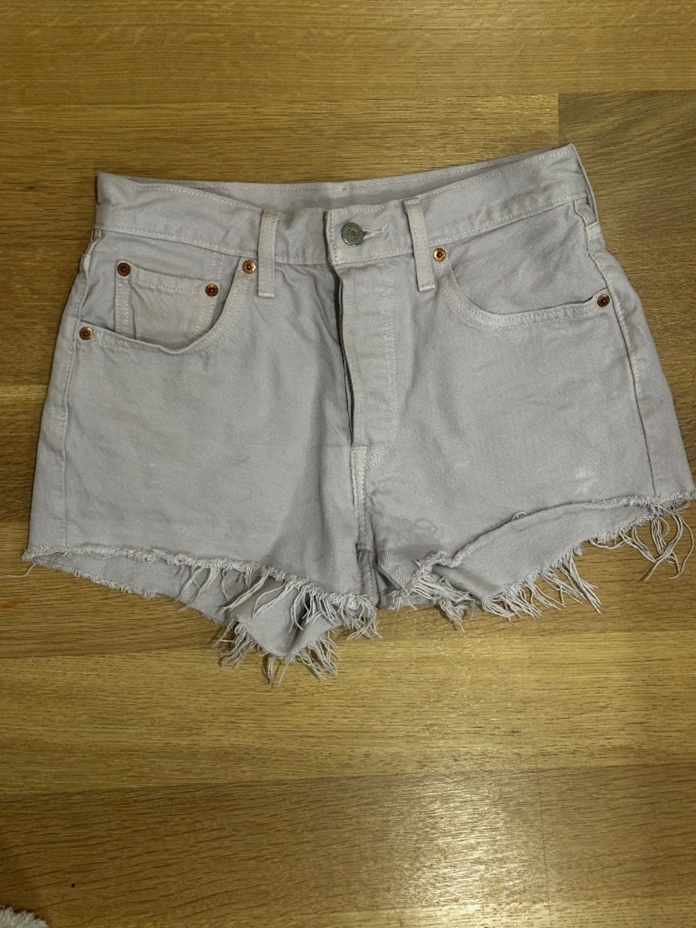 Levi’s 501 Denim Shorts – Light Lilac | Size W26